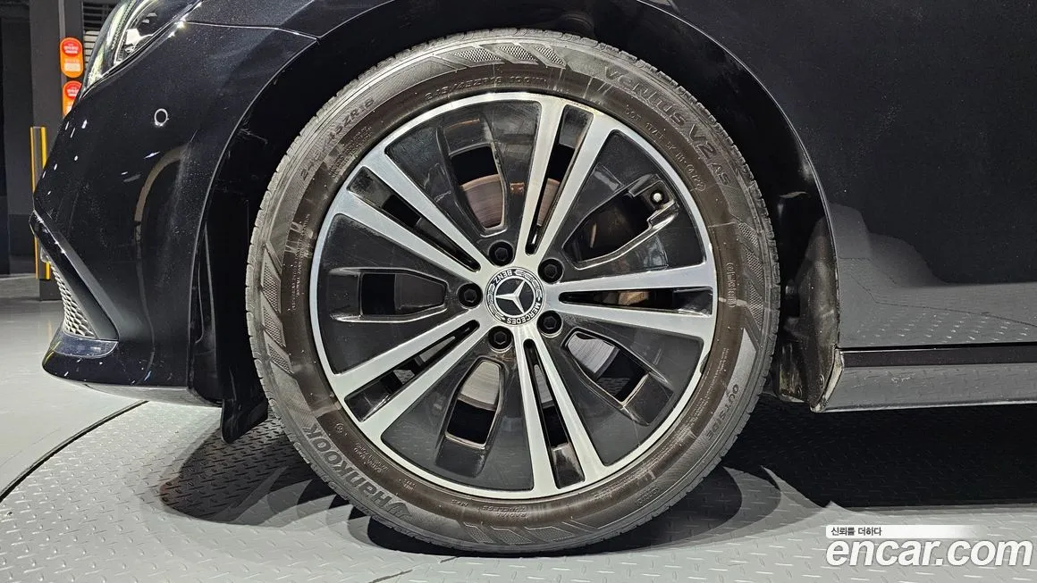 Mercedes-Benz E-Class 2021 из KR, фото 5