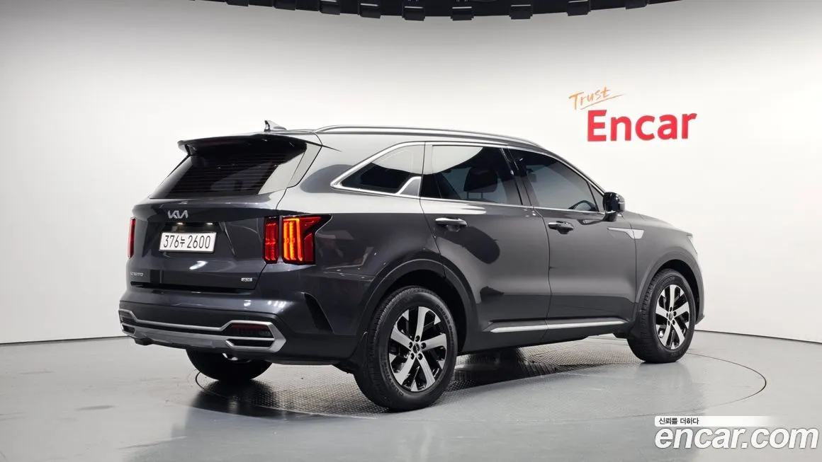 Kia Sorento 2023 из KR, фото 2