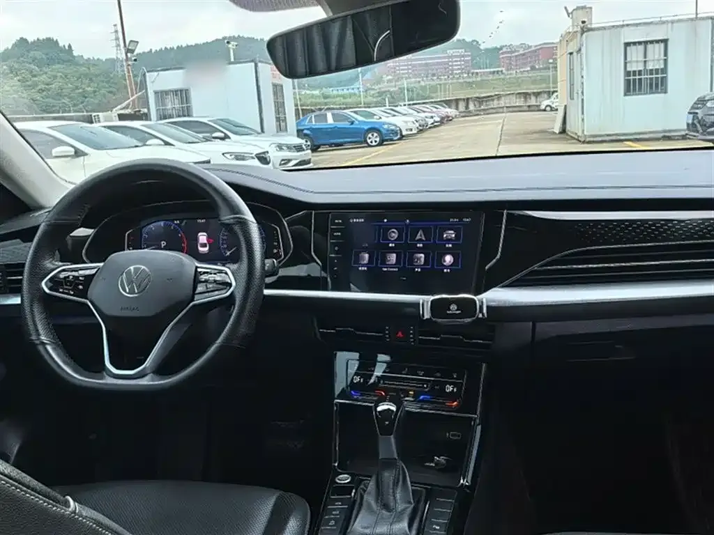 Volkswagen Passat 2022 из CN, фото 9
