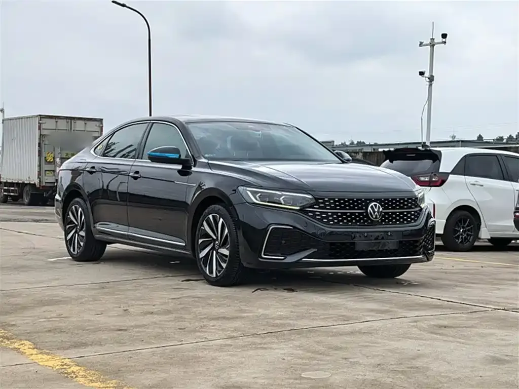 Volkswagen Passat 2022 из CN, фото 4