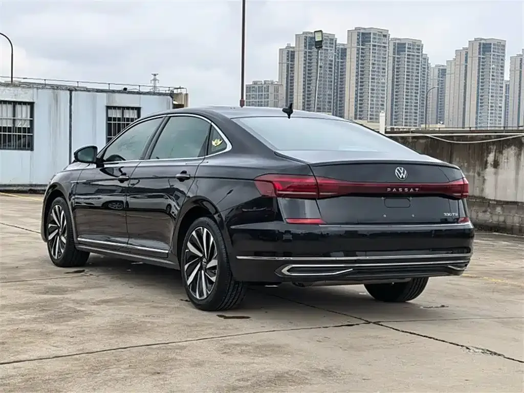 Volkswagen Passat 2022 из CN, фото 5