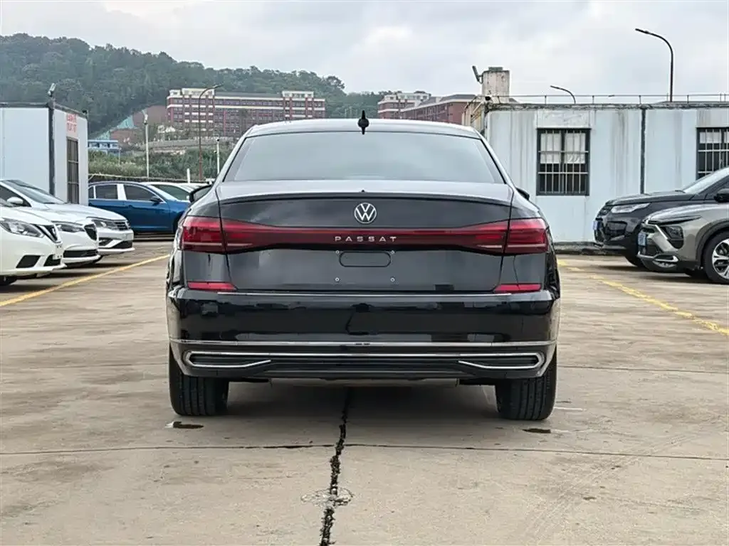 Volkswagen Passat 2022 из CN, фото 7