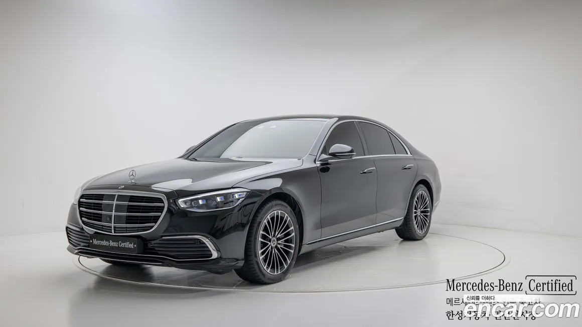 Mercedes-Benz S-Class — фото 1