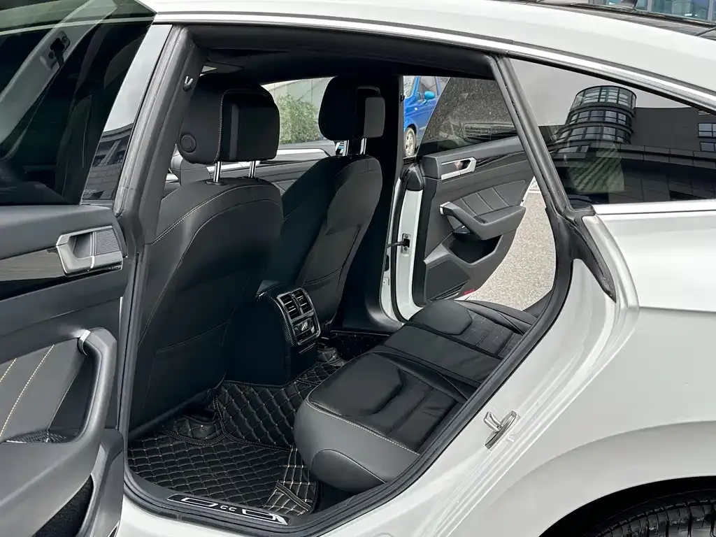 Volkswagen CC 2021 из CN, фото 5