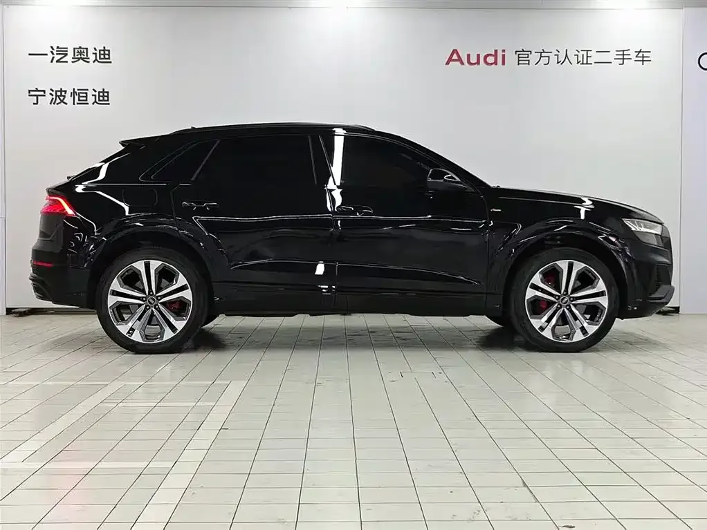 Audi Q8 — фото 3