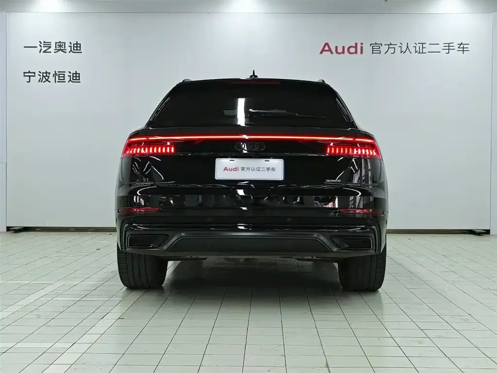 Audi Q8 — фото 4