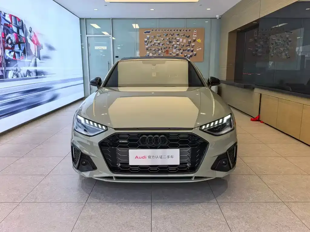 Audi A4L 2023 из CN, фото 2