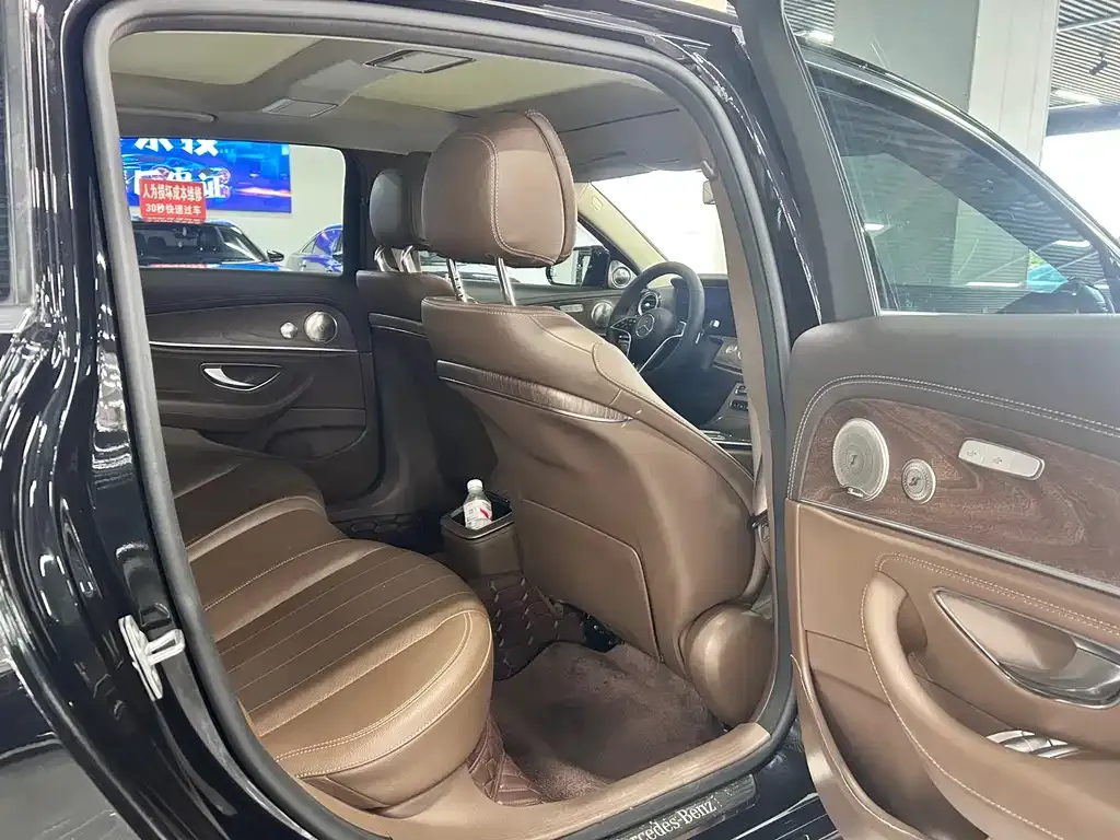 Mercedes-Benz E-Class 2021 из CN, фото 5
