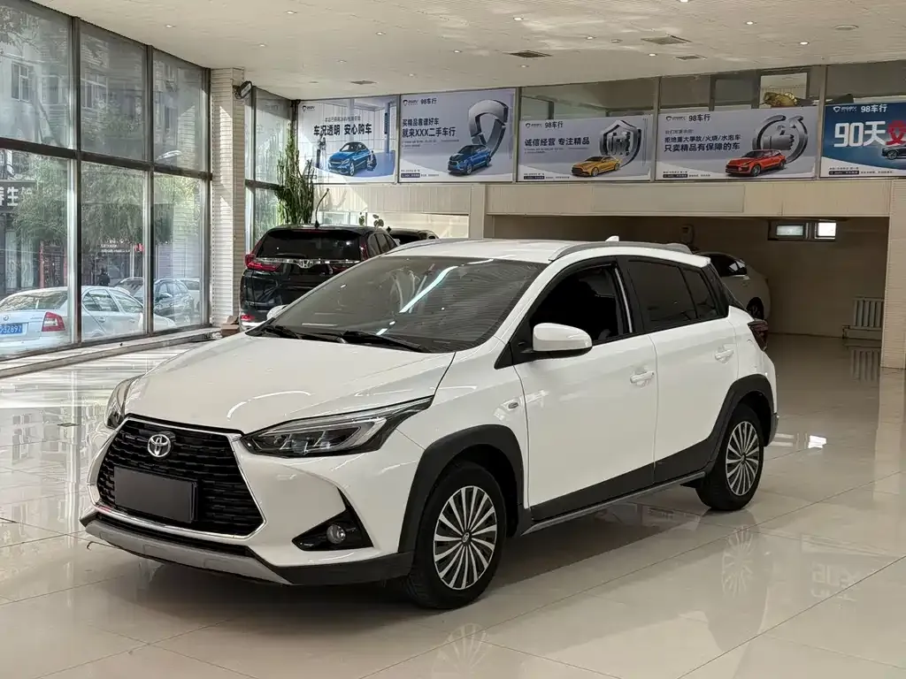 Toyota Yaris L 2022 из CN, фото 1