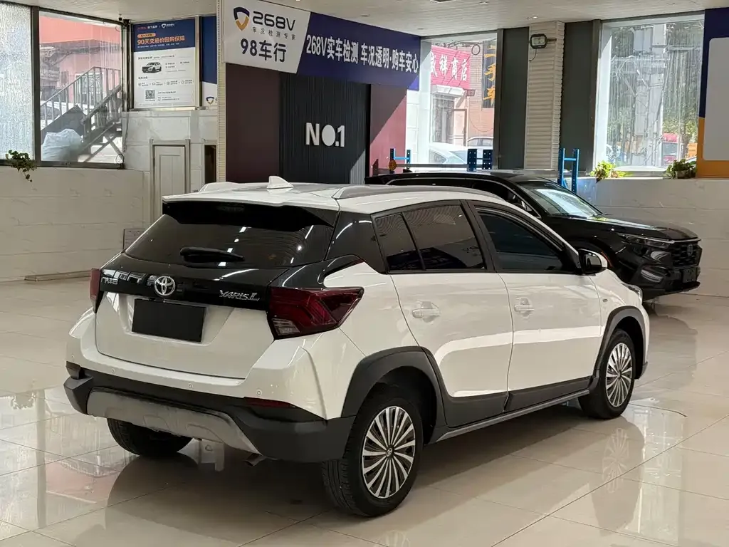 Toyota Yaris L 2022 из CN, фото 4