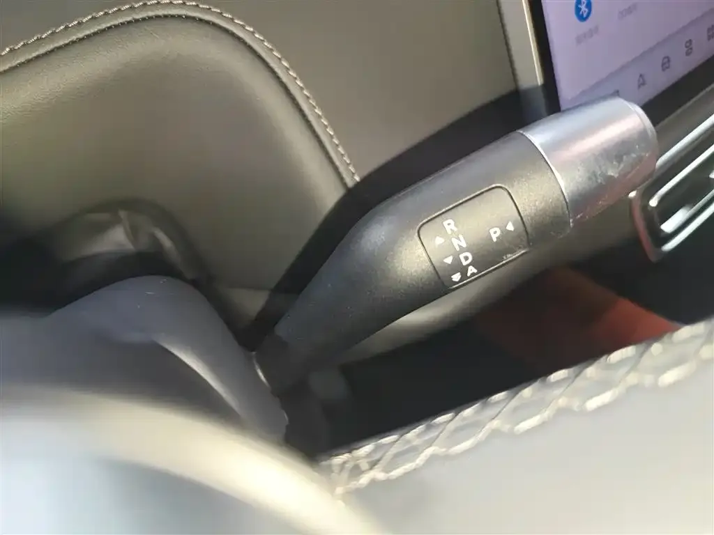 Li Auto L8 2024 из CN, фото 6