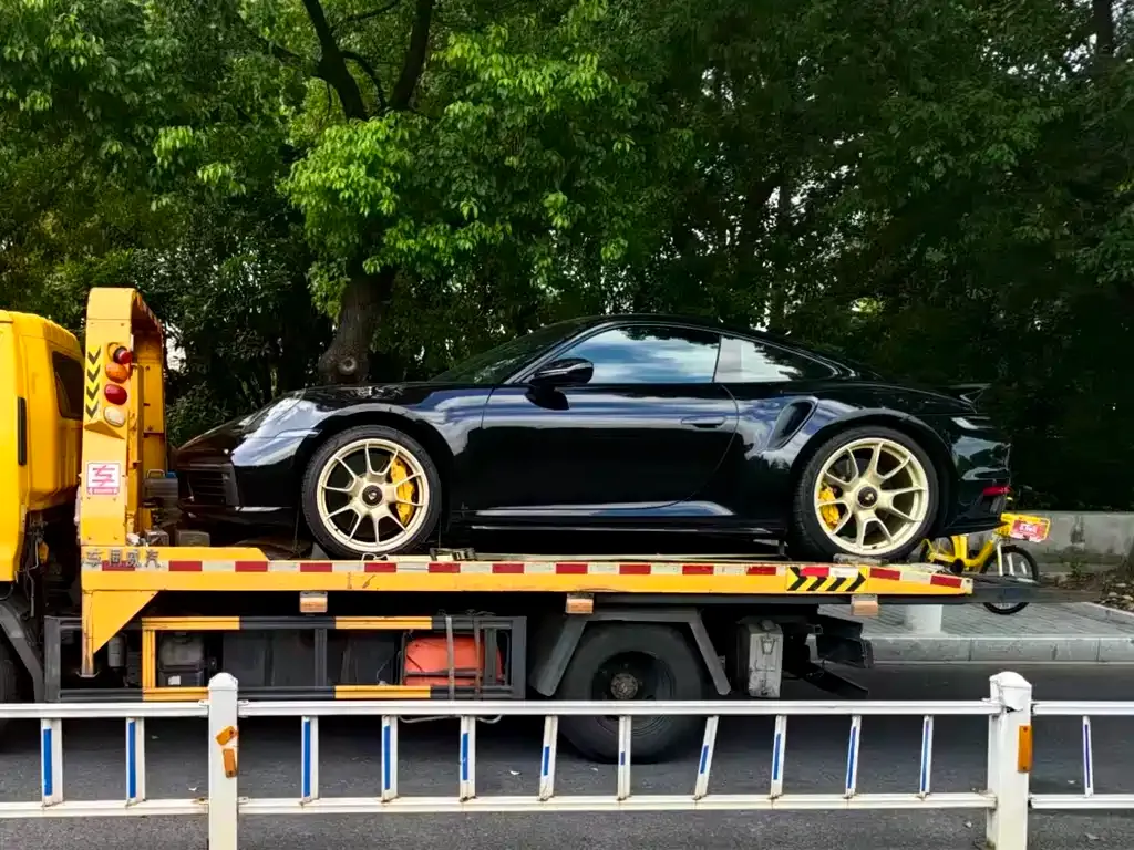 Porsche 911 2024 из CN, фото 3