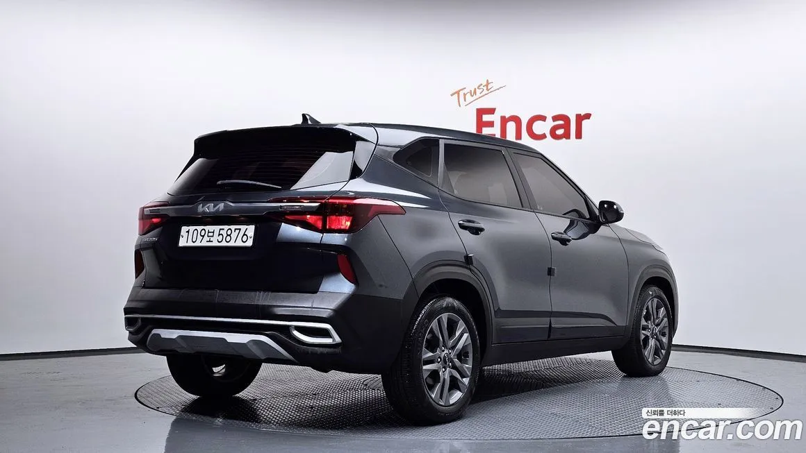 Kia Seltos 2023 из KR, фото 2