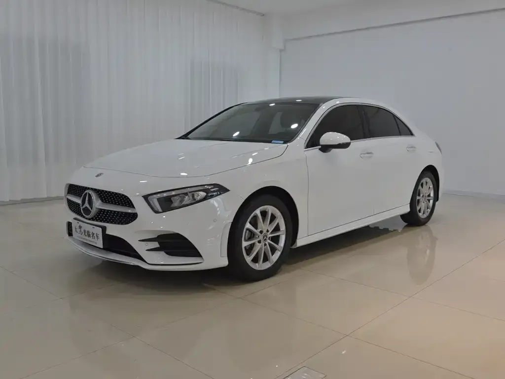 Mercedes-Benz A-Class — фото 1