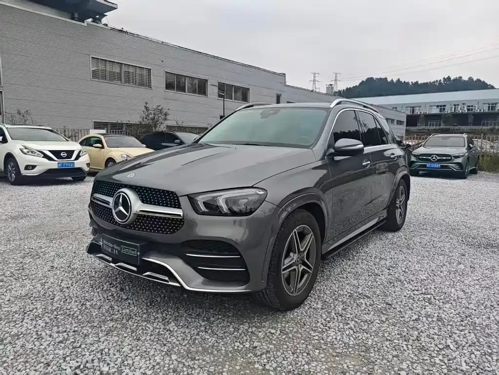 Mercedes-Benz GLE — фото 1