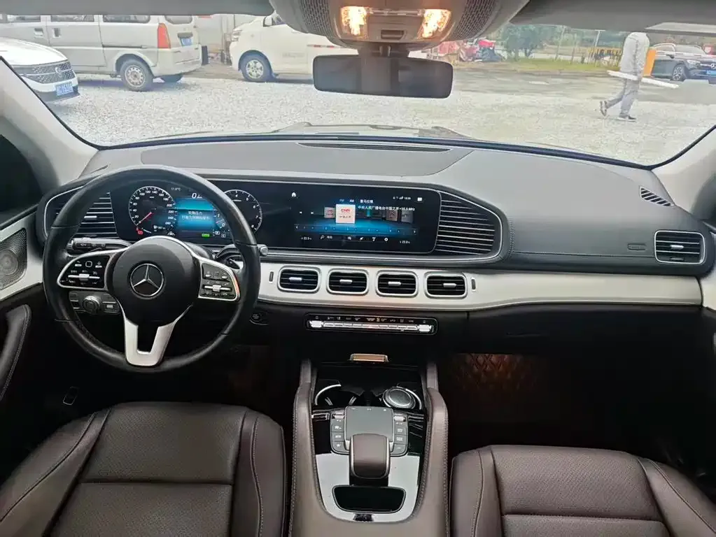 Mercedes-Benz GLE — фото 6