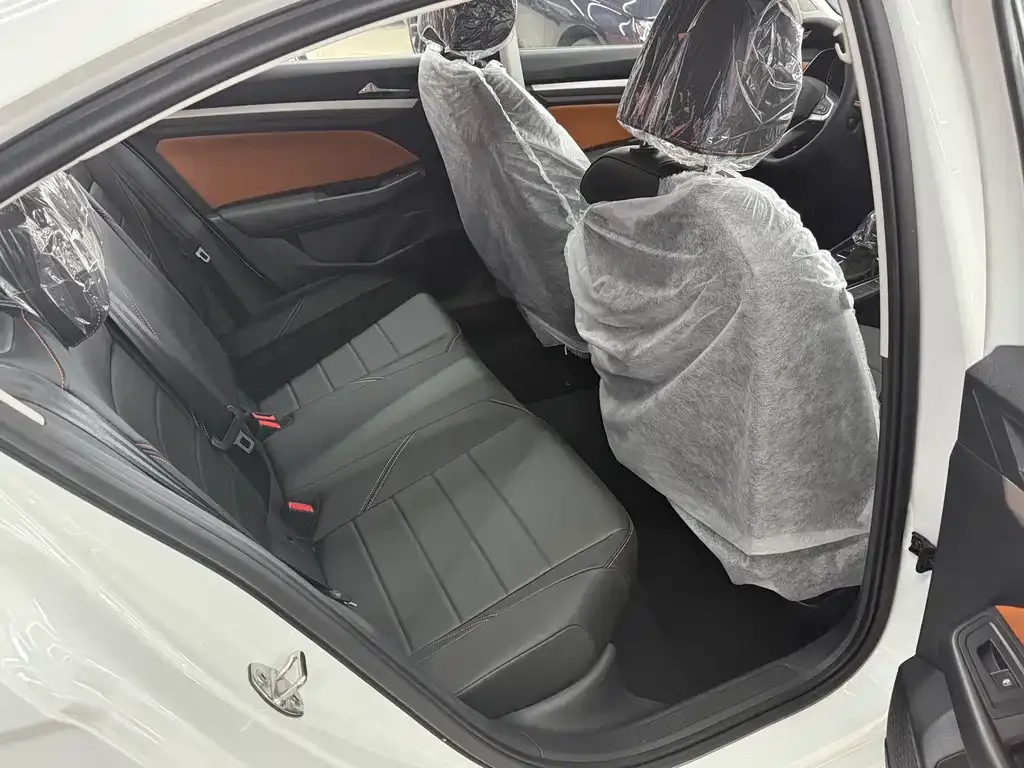 Volkswagen Bora 2025 из CN, фото 5