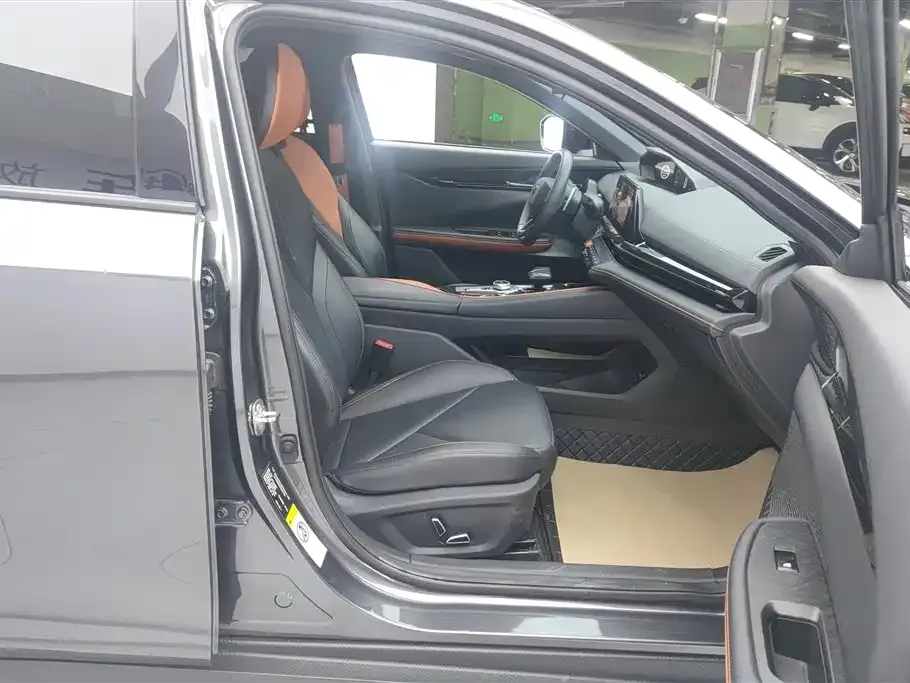 Changan UNI-V 2023 из CN, фото 8