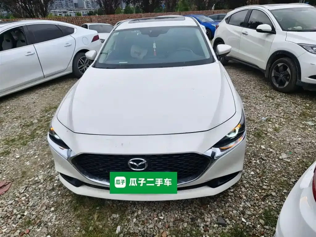 Mazda 3 Axela 2021 из CN, фото 1