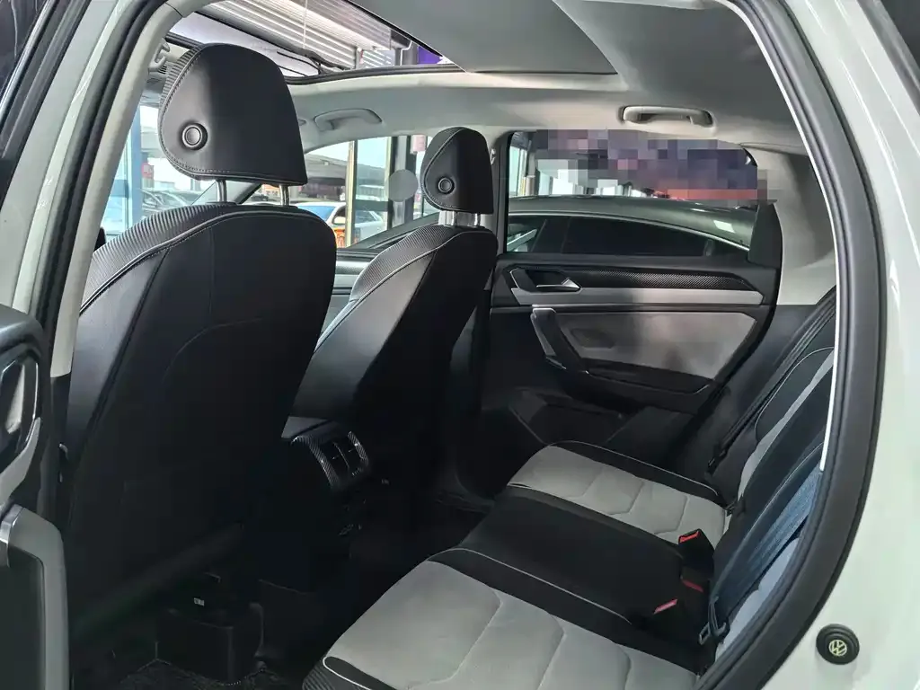 Volkswagen X 2023 из CN, фото 8