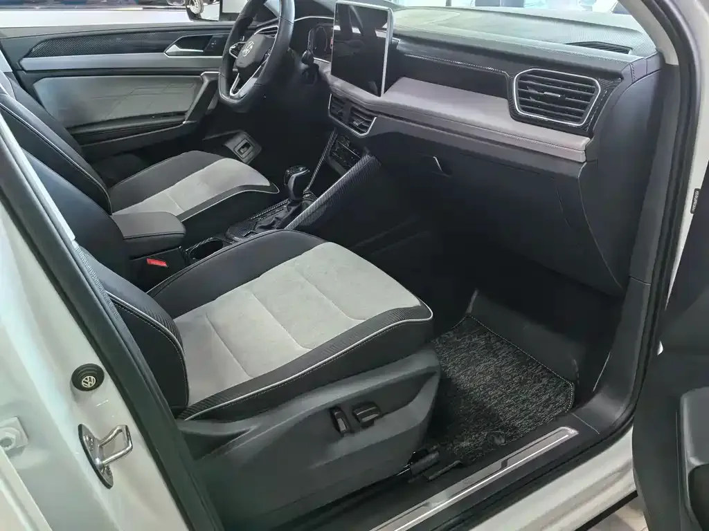 Volkswagen X 2023 из CN, фото 9