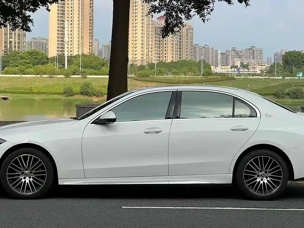 Mercedes-Benz C-Class 2024 из CN, фото 4