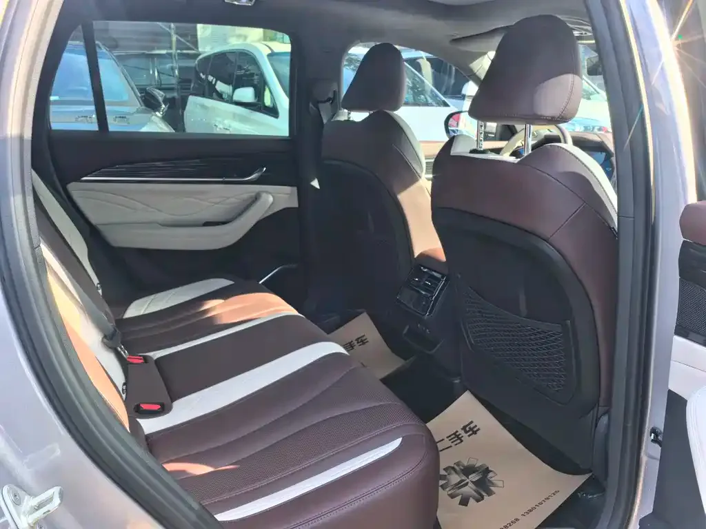 Geely Xingyue L 2023 из CN, фото 9