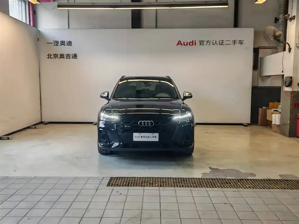 Audi SQ5 2023 из CN, фото 7