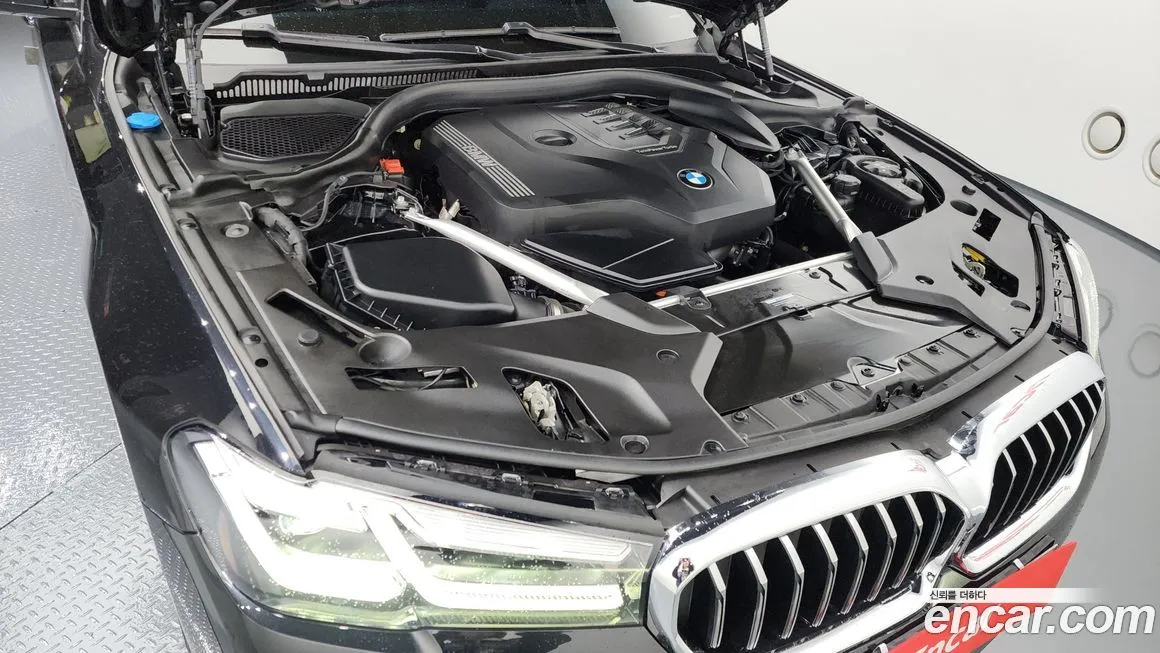 BMW 5-Series 2023 из KR, фото 6