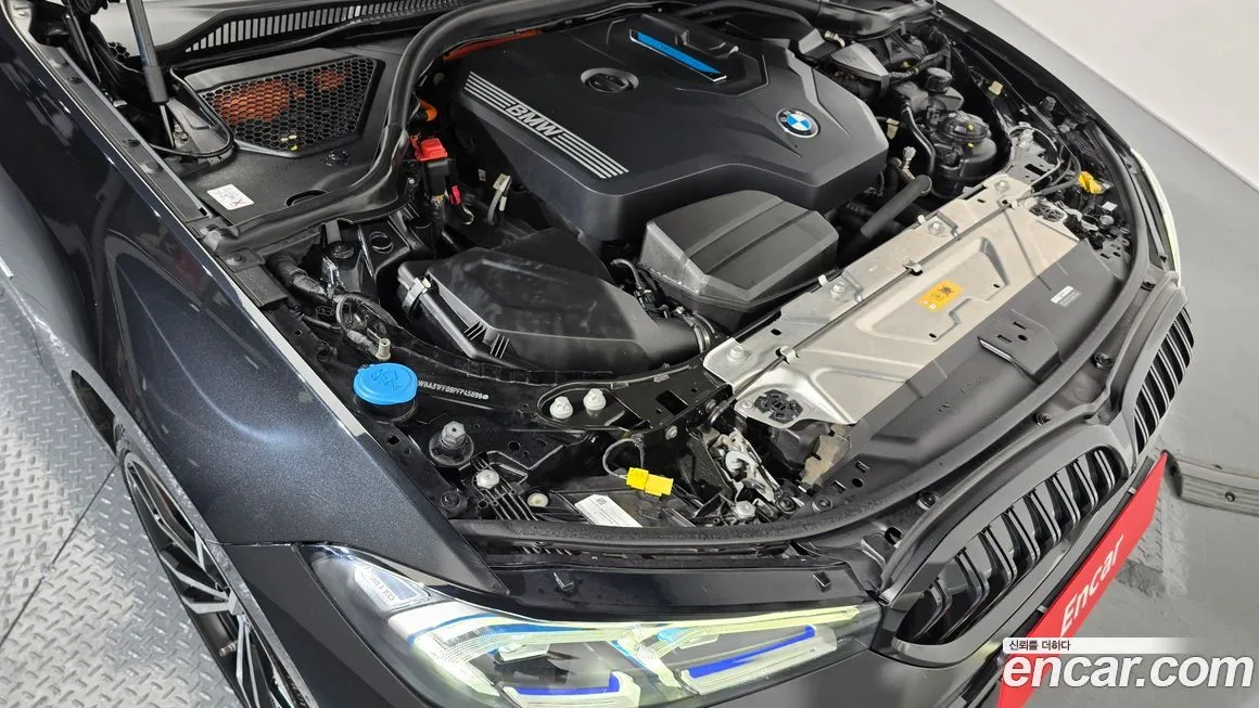 BMW 3-Series 2023 из KR, фото 6