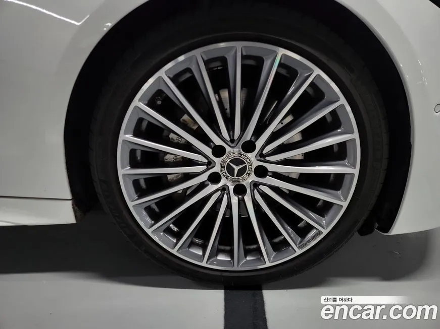 Mercedes-Benz C-Class 2023 из KR, фото 7