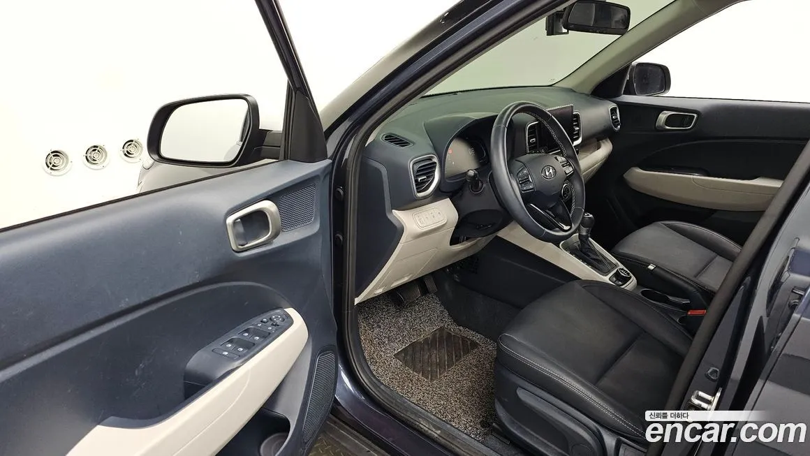 Hyundai Venue 2023 из KR, фото 10