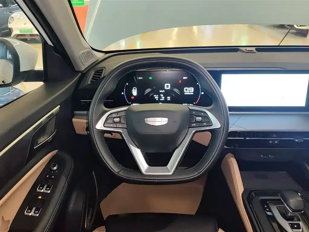 Geely Haoyue PRO — фото 10