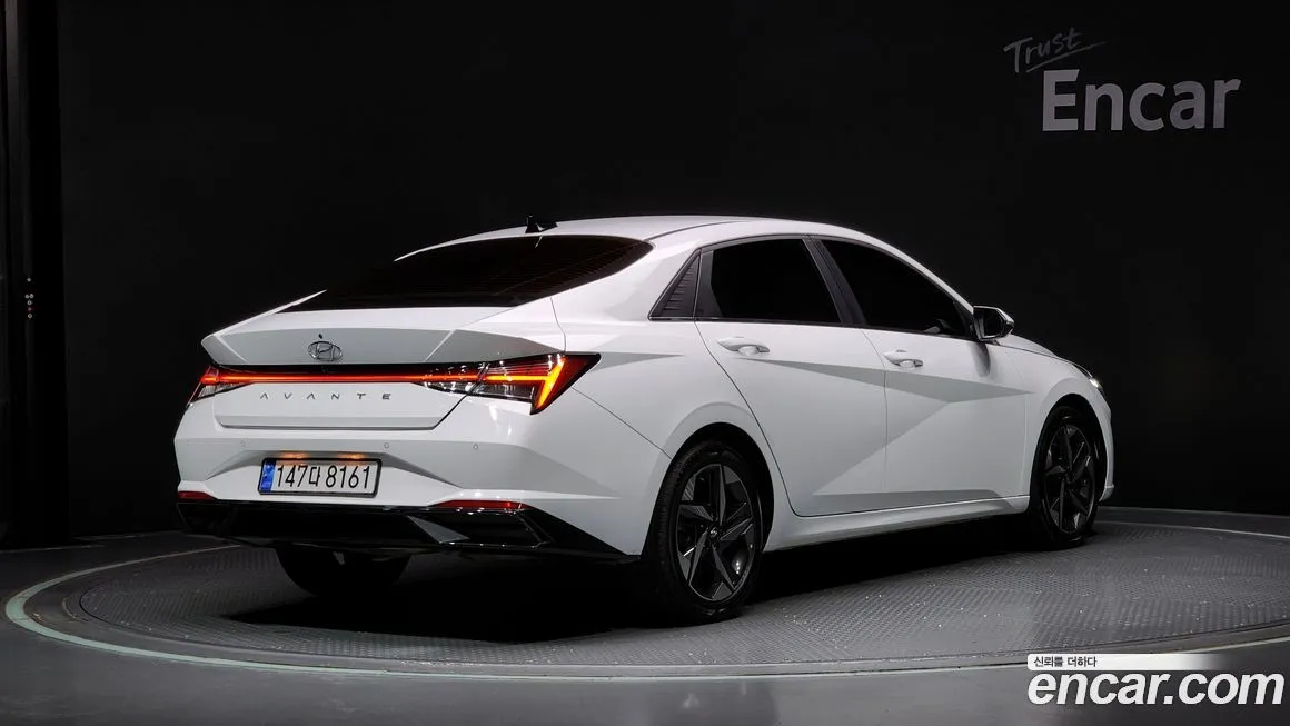 Hyundai AVANTE — фото 2