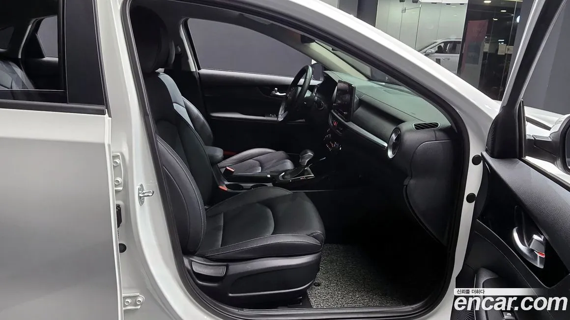 Kia K3 2023 из KR, фото 10