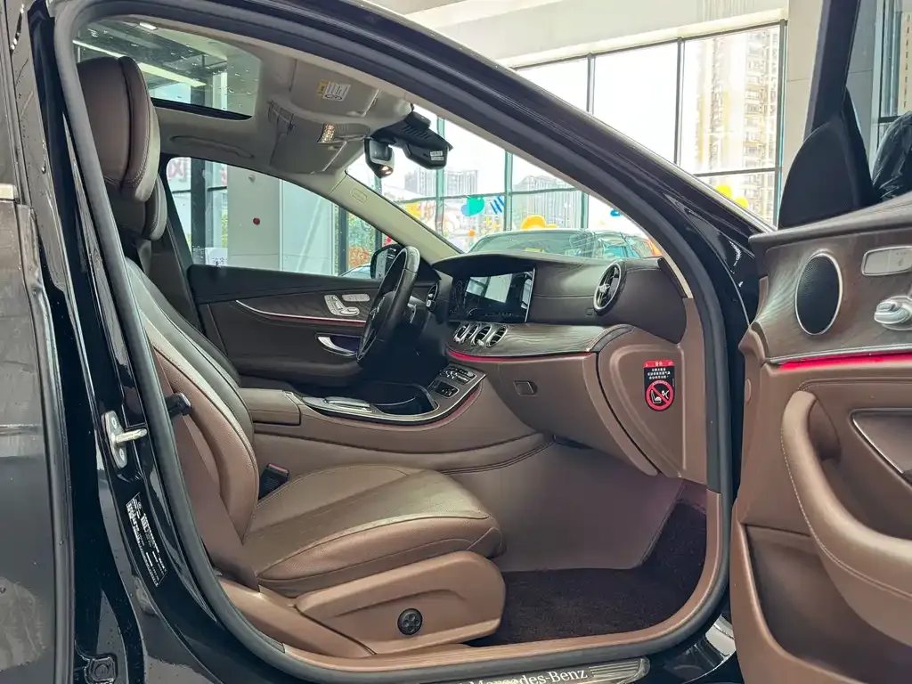 Mercedes-Benz E-Class 2023 из CN, фото 10