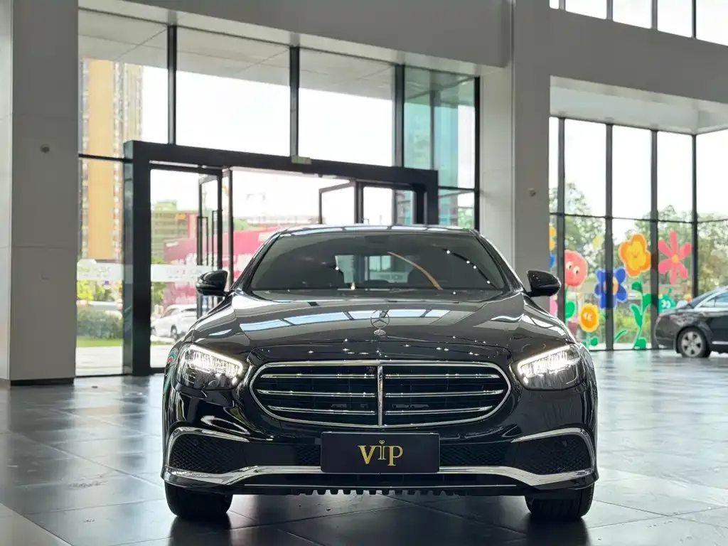 Mercedes-Benz E-Class 2023 из CN, фото 2