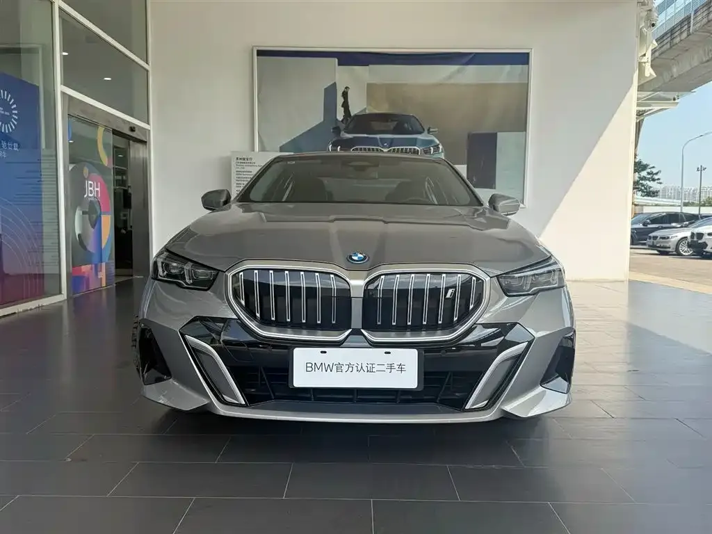 BMW i5 2024 из CN, фото 3