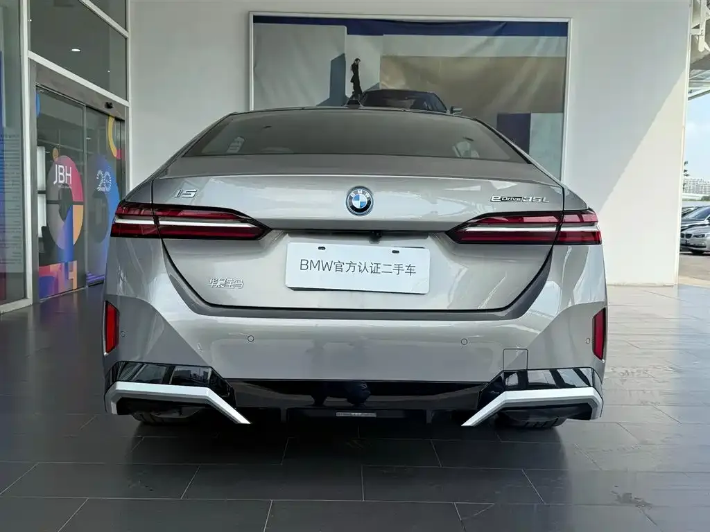 BMW i5 2024 из CN, фото 4