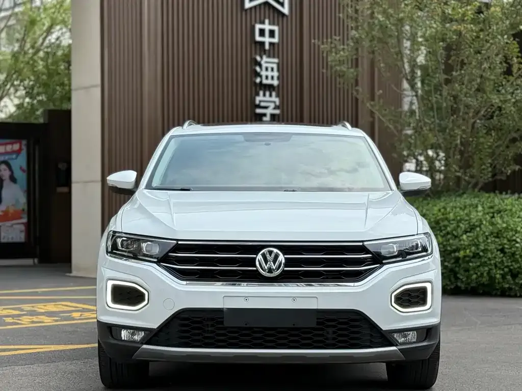 Volkswagen T-Roc 2021 из CN, фото 2