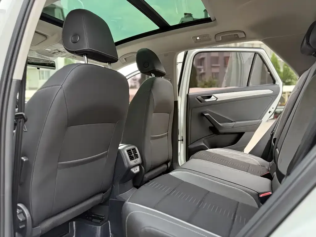 Volkswagen T-Roc 2021 из CN, фото 6