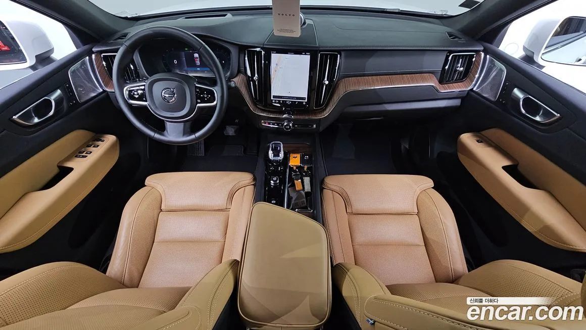 Volvo XC60 2024 из KR, фото 7