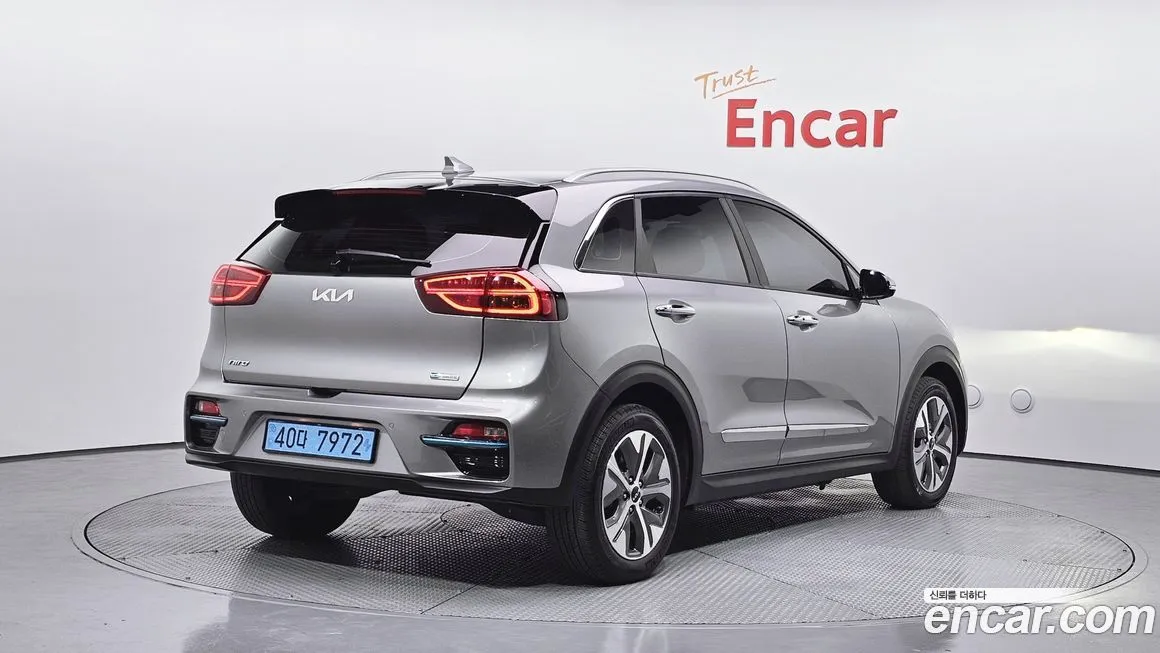 Kia Niro 2022 из KR, фото 2
