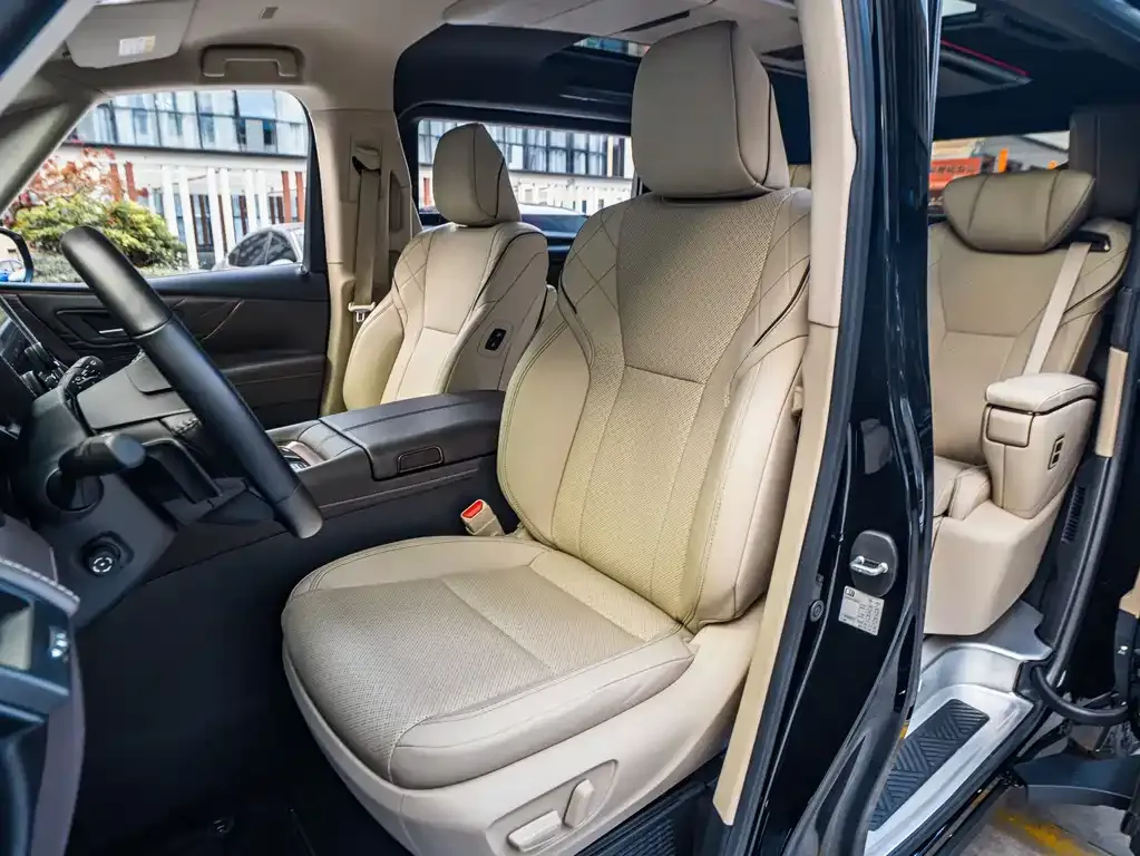 Toyota Alphard 2024 из CN, фото 6