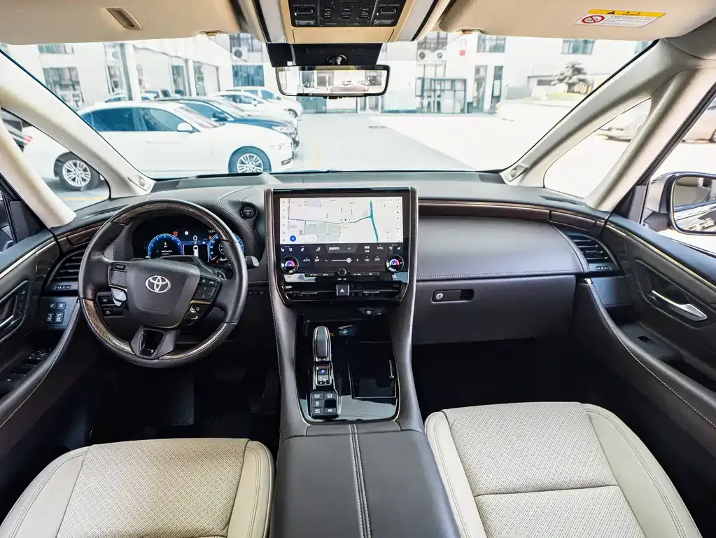 Toyota Alphard 2024 из CN, фото 8