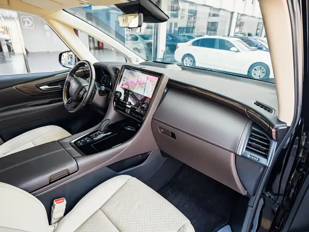 Toyota Alphard 2024 из CN, фото 9
