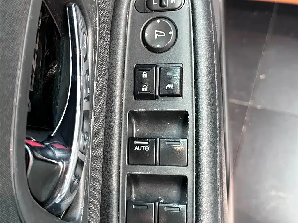 Honda Vezel 2022 из CN, фото 10