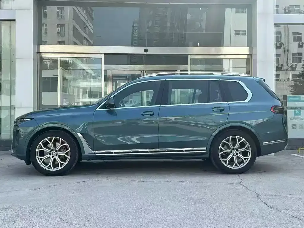 BMW X7 2023 из CN, фото 2