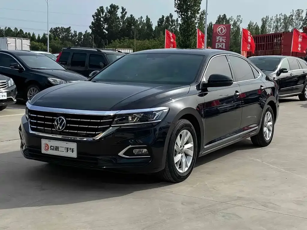 Volkswagen Passat 2022 из CN, фото 1
