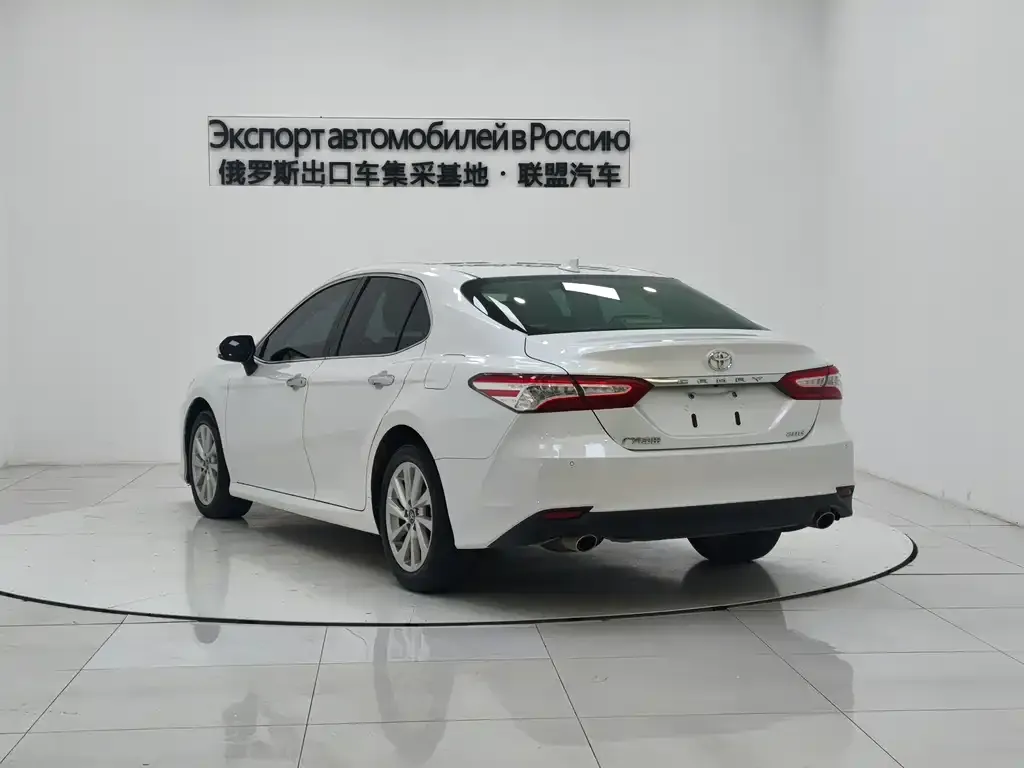 Toyota Camry 2021 из CN, фото 4